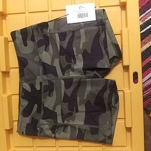 Light n Tight Pocket Hustle Shorts 4"